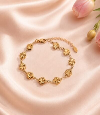 Golden Spark Clover Charm Bracelet